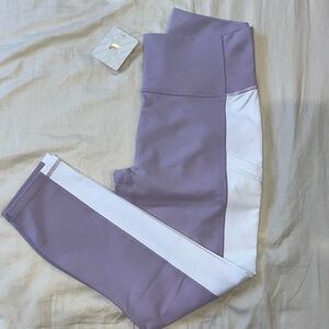 NWT Fabletics on the go Capri leggings